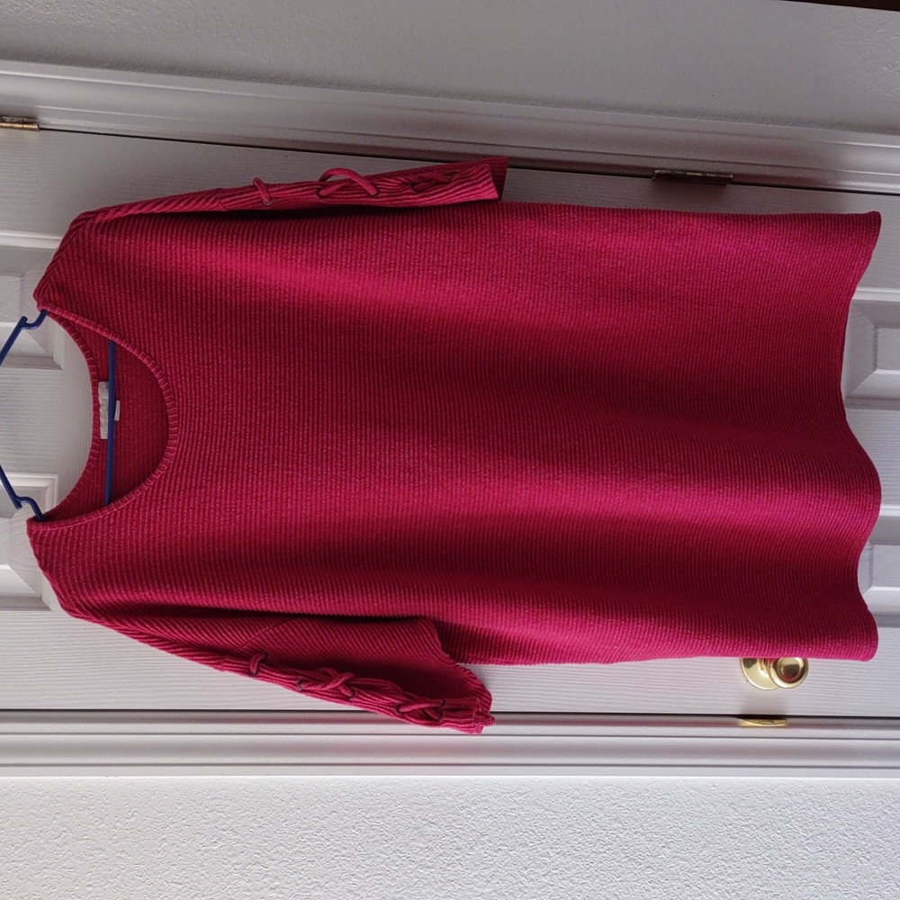 Woman's Top by "Woman Within"